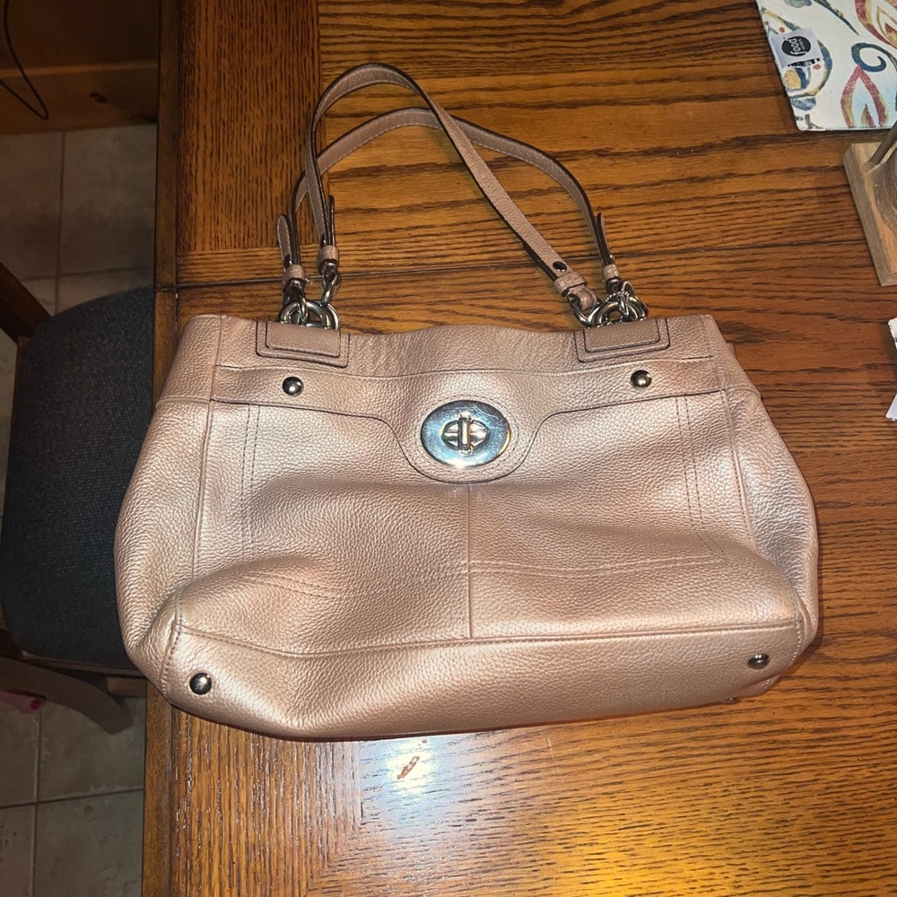 Coach shoulder bag Champagne color